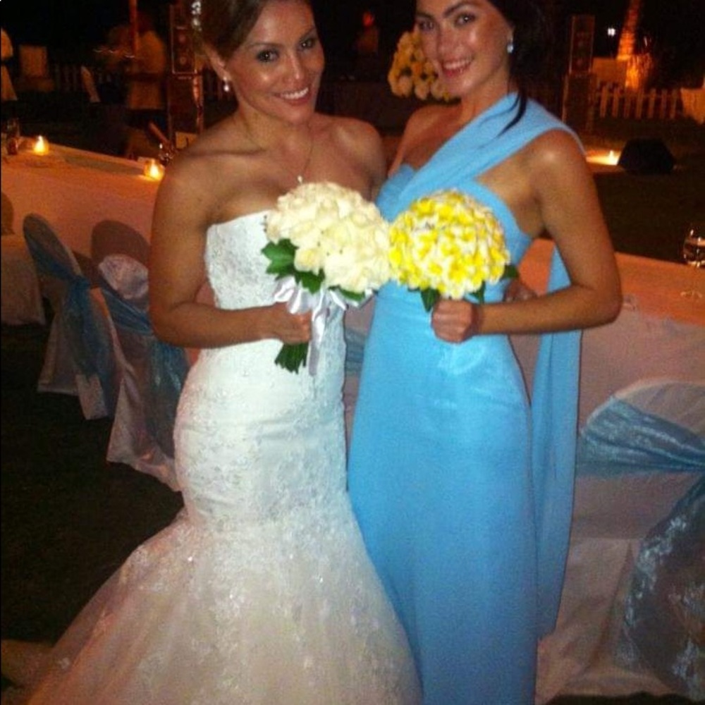 Tiffany Blue Ball Gown 💙 - Picture 5 of 9